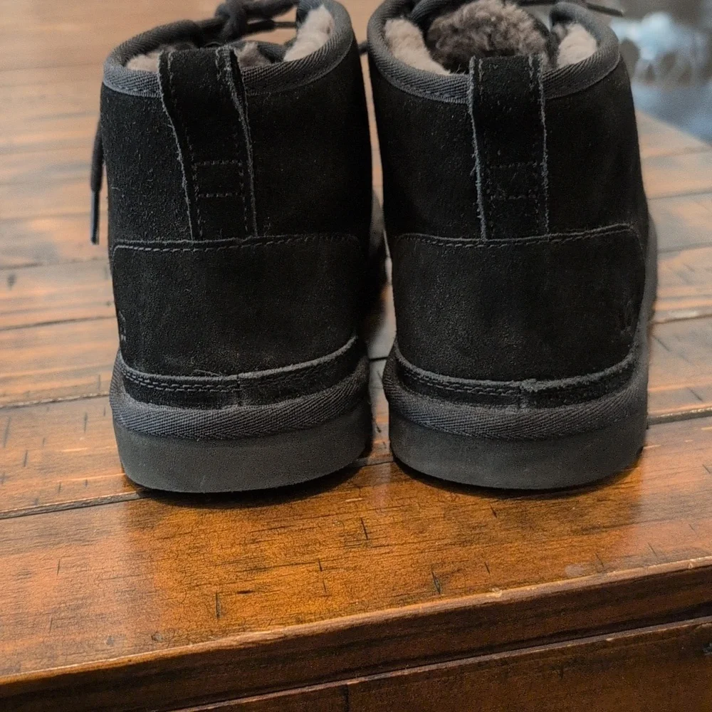 Ugg Nuemel Chukka Boot